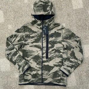 Nike Tech Fleece