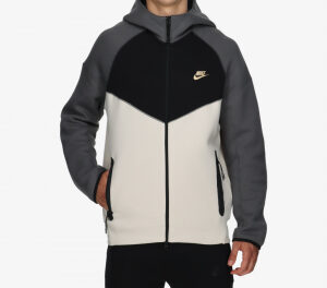 Nike Tech Fleece