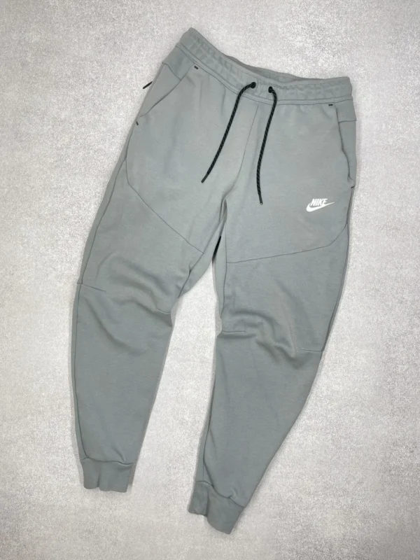 Nike Tech Fleece donji deo trenerke