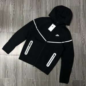 Nike Tech Fleece