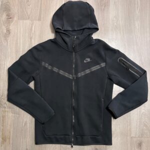 Nike Tech Fleece