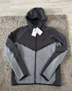 Nike Tech Fleece
