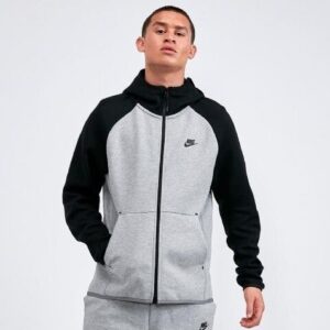 Nike Tech Fleece