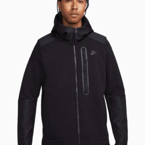 Nike Tech Fleece