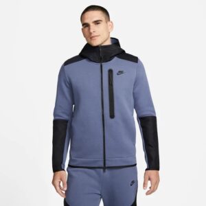 Nike Tech Fleece