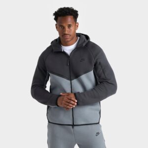 Nike Tech Fleece