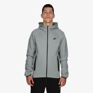 Nike Tech Fleece