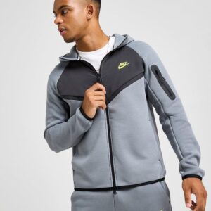 Nike Tech Fleece