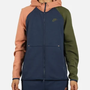 Nike Tech Fleece