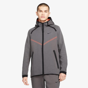 Nike Tech Pack