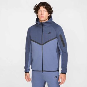 Nike Tech Fleece